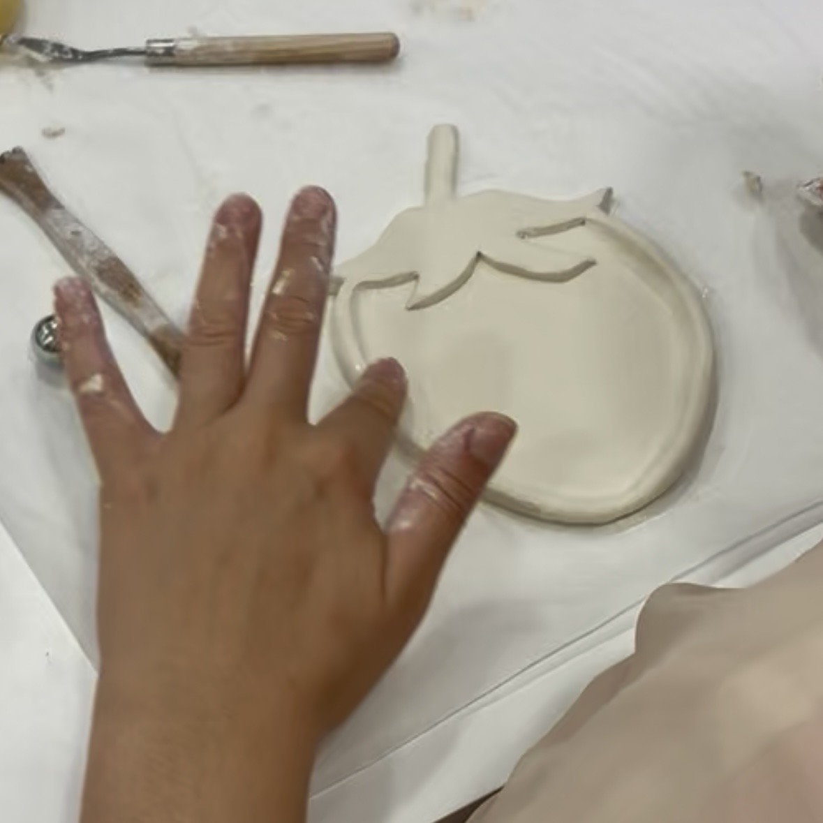 Modelage et peinture sur argile au Fun Lab
